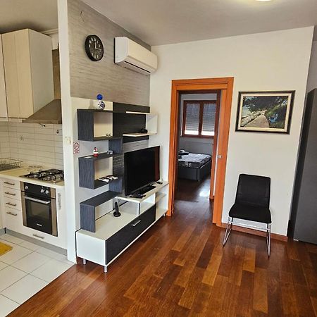 Apartman In Club Appartement Zagreb Buitenkant foto